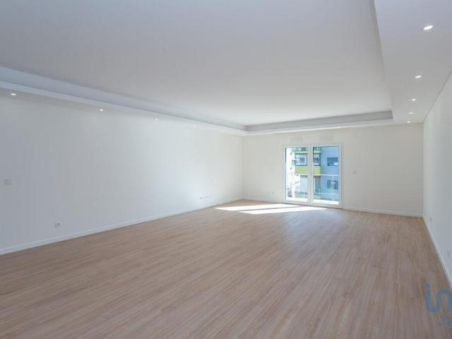 Apartamento T3 em Ramada e Caneças de 161,00 m² 161m² Ramada e Caneças