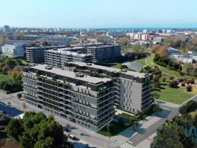 Apartamento T3 em Ramalde de 174,00 m²