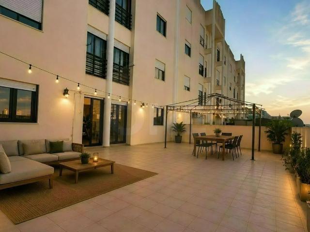 Apartamento T3 em remodelação Vista Serra da Arrábida – Setúbal