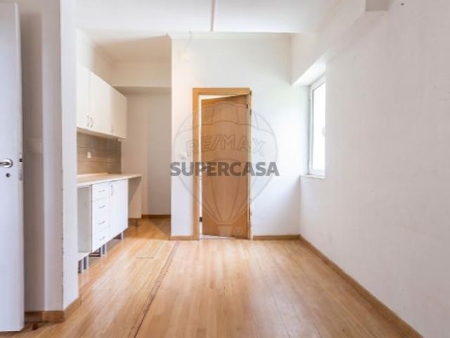 Apartamento T3 em Rio de Mouro