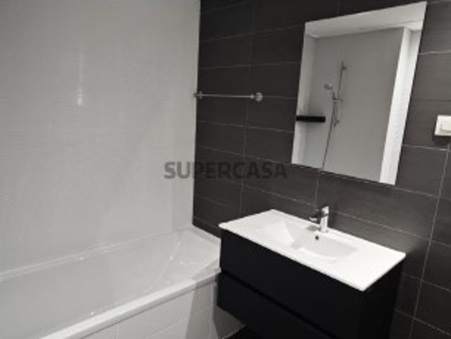 Apartamento T3 em São Clemente