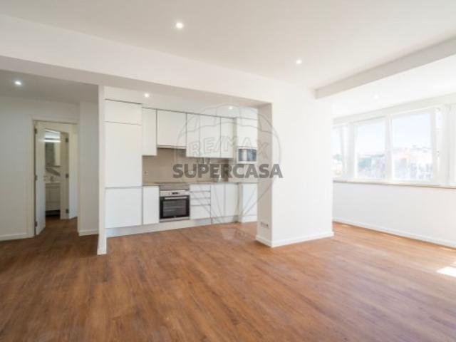 Apartamento T3 em São Domingos de Benfica