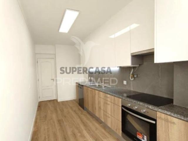 Apartamento T3 em São Domingos de Benfica