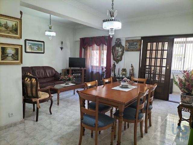 Apartamento T3 em São Domingos De Benfica de 97,00 m² 97m² Lisboa