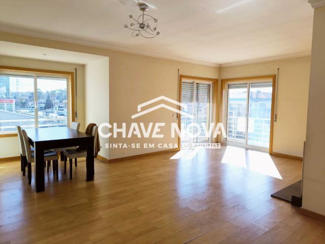 Apartamento T3 em São João de Ver, junto à SuilPark!