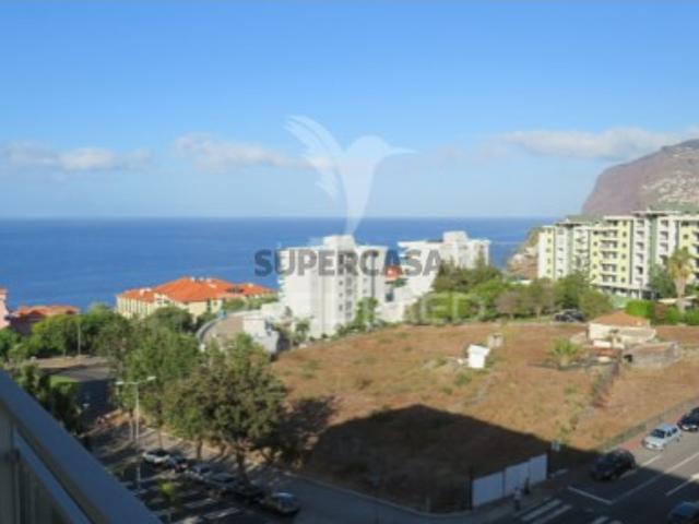 Apartamento T3 em São Martinho