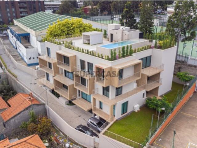 Apartamento T3 em São Martinho