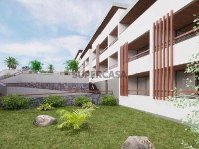 Apartamento T3 em São Martinho de 166,00 m²