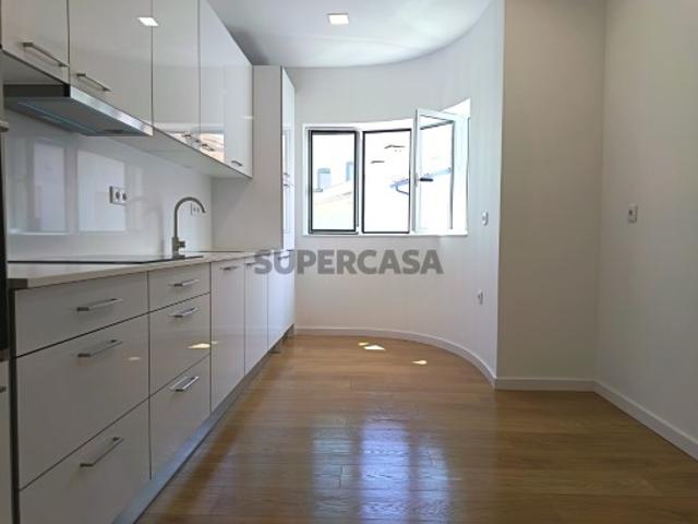 Apartamento T3 em São Salvador
