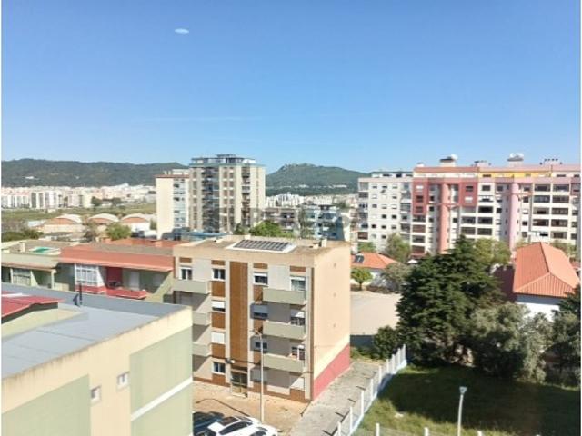 Apartamento T3 em São Sebastião