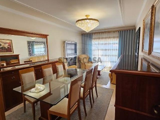 Apartamento T3 em São Sebastião