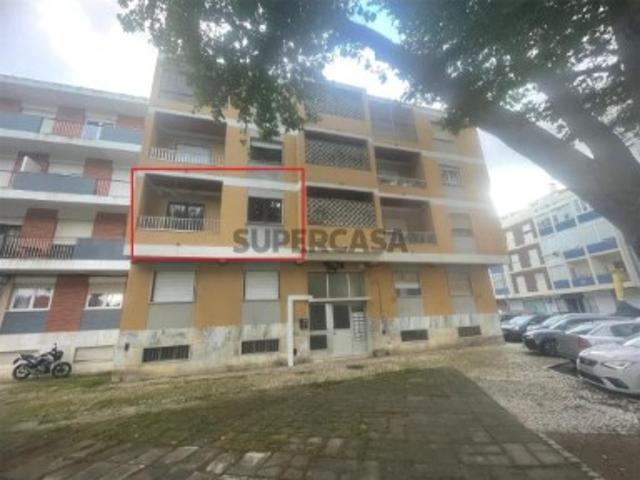 Apartamento T3 em São Sebastião