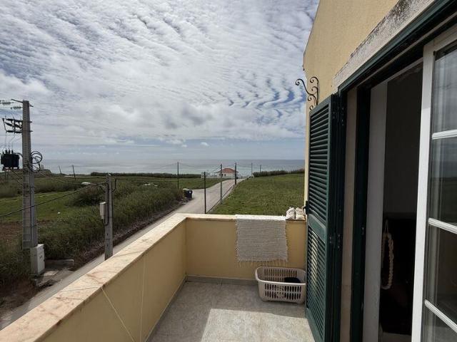 Apartamento T3 em São Pedro da Cadeira de 118 m²