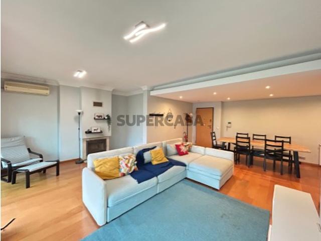 Apartamento T3 em São Víctor