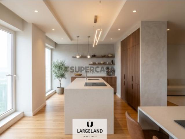 Apartamento T3 em Santa Maria da Feira, Travanca, Sanfins e Espargo