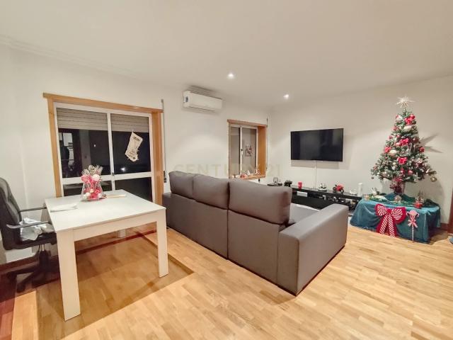 Apartamento T3 em Santa Maria Maior