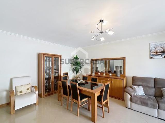 Apartamento T3 em Santa Maria Maior