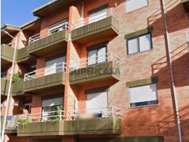 Apartamento T3 em Santo António dos Olivais