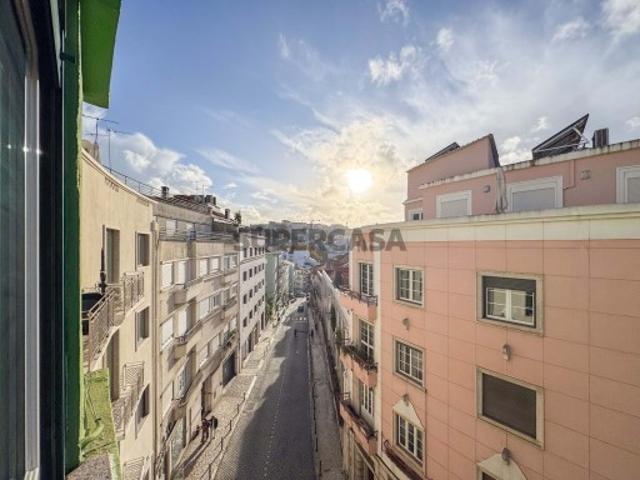 Apartamento T3 em Santo António