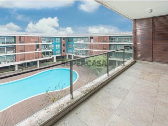 Apartamento T3 em Sacavém e Prior Velho