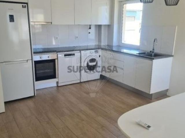 Apartamento T3 em Sacavém e Prior Velho