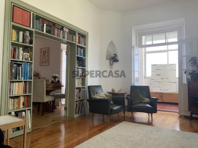 Apartamento T3 em Sé Nova, Santa Cruz, Almedina e São Bartolomeu