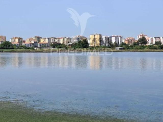 Apartamento T3 em Paio Pires