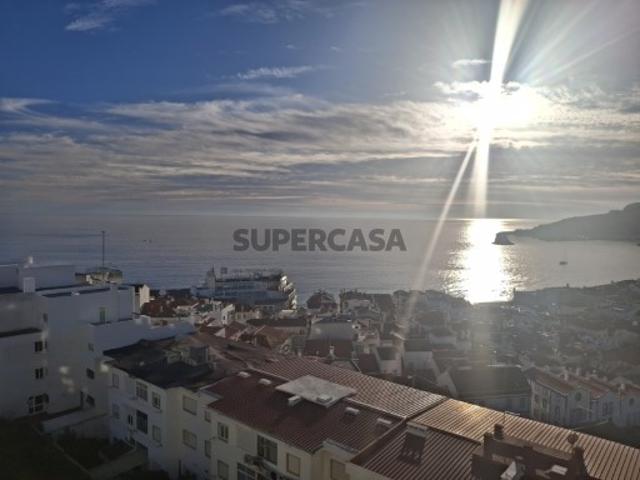 Apartamento T3 em Sesimbra