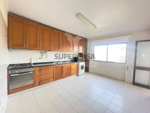 Apartamento T3 em Sines