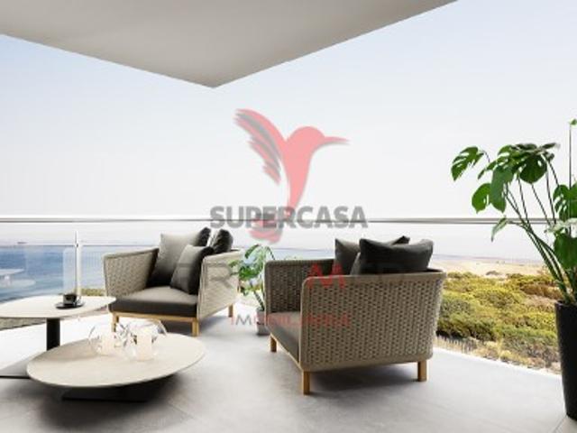 Apartamento T3 em Sines