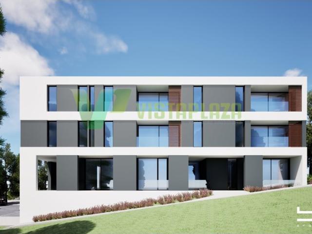 Apartamento T3 Encosta da Bela Vista, Garagem e Arrecadação, Vista Rio e Serra