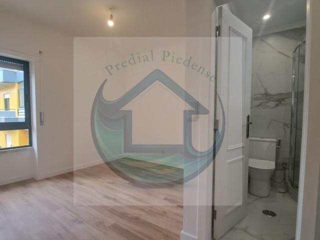 Apartamento T3 +Espaço Comum, em Feijó Almada