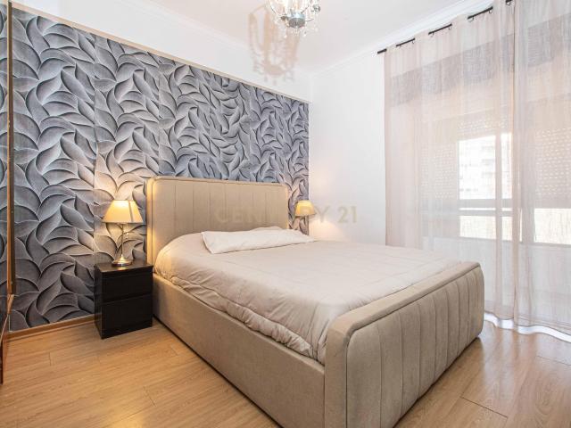 Apartamento T3 Espaçoso | Forte da Casa | Excelente Localização