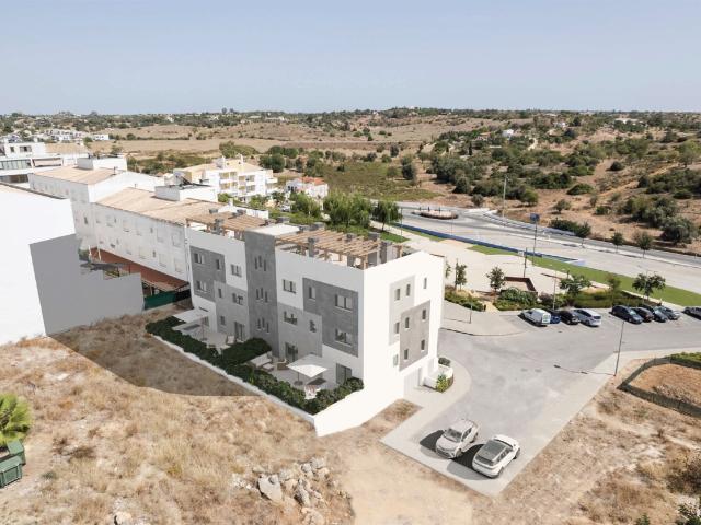Apartamento T3, Estômbar e Parchal, Lagoa Algarve | BPI Expresso Imobiliário