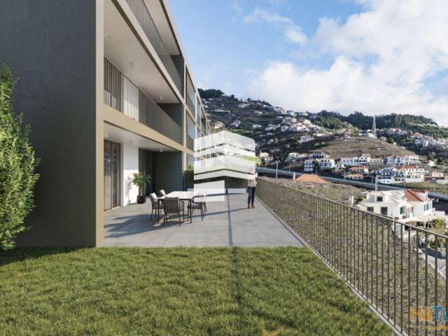 Apartamento T3 Estreito Câmara de Lobos | 26064062116