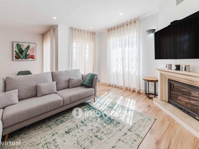 Apartamento T3 exclusivo, com garagem e cozinha equipada, na Beloura