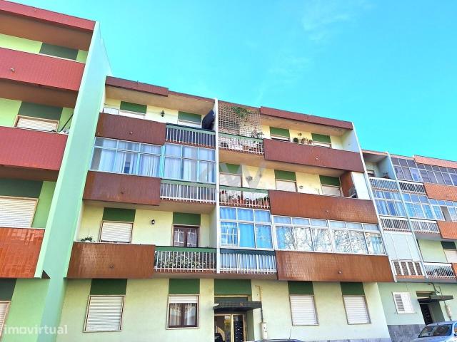 Apartamento T3 | Feij | Almada | 2 frentes | 2 varandas