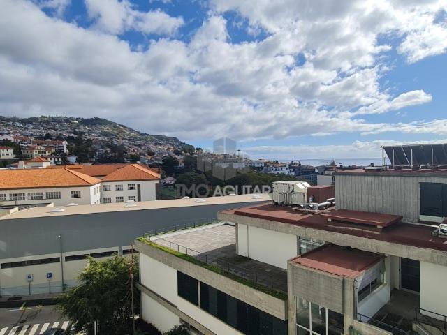 Apartamento T3, Funchal Santa Luzia, Funchal | BPI Expresso Imobiliário