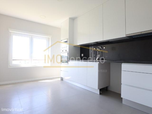 Apartamento T3| Garagem| Torres Novas