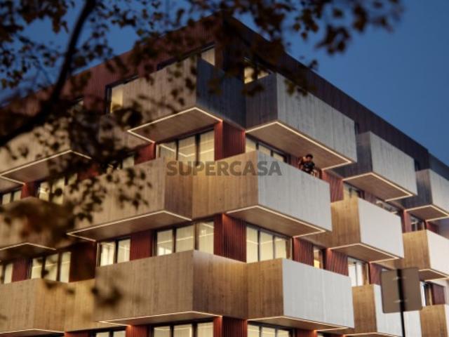 Apartamento T3 Implex novo com terraços junto ao Glicínias!