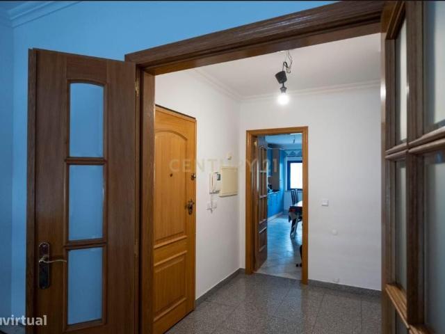 Apartamento T3 Janelas do Parque no Montijo