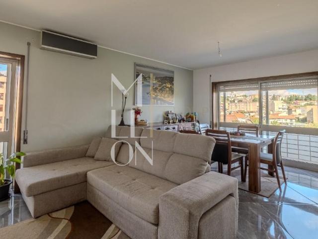 Apartamento T3, junto à estação do metro Rio Tinto
