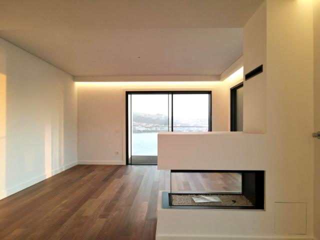 Apartamento T3 junto ao Rio Douro