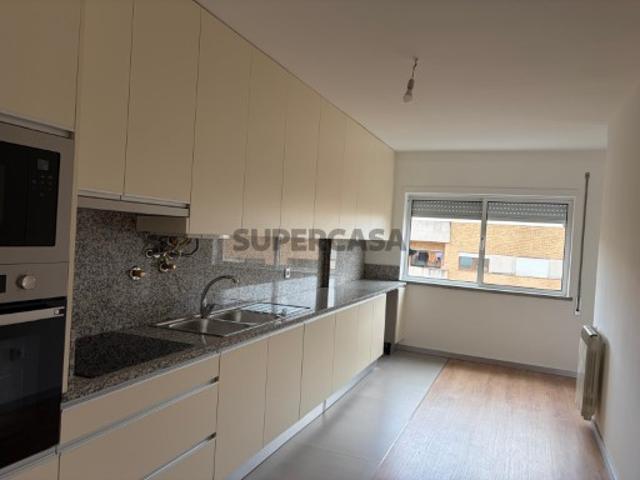 Apartamento T3 Lamaçães Como novo