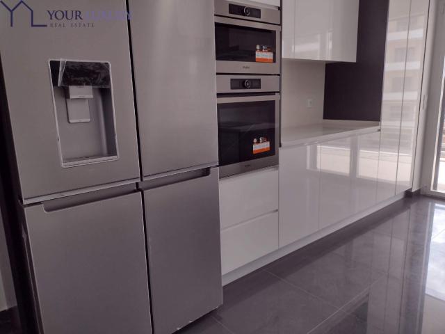 Apartamento T3 localizado nas Colinas do Cruzeiro, ampla var. 110m² Odivelas