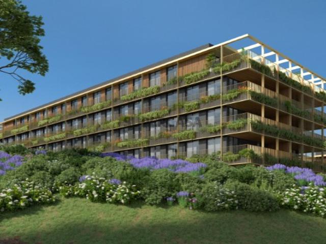 Apartamento T3, localizado junto à Marina, nas margens do Rio Douro