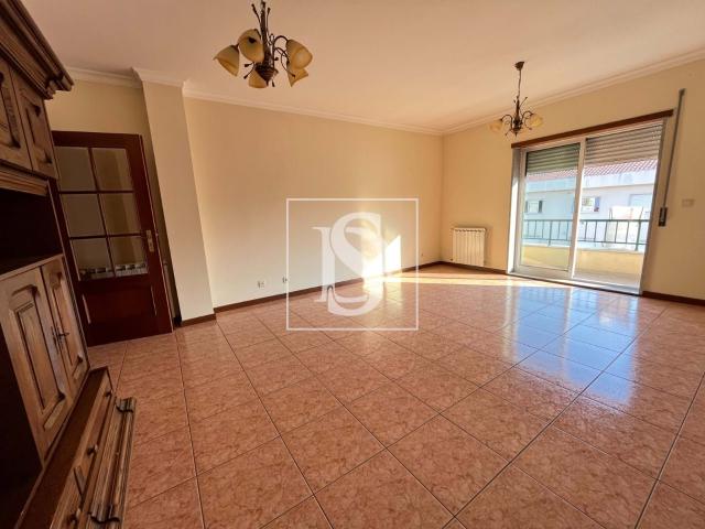 APARTAMENTO T3 MACEDO DE CAVALEIROS