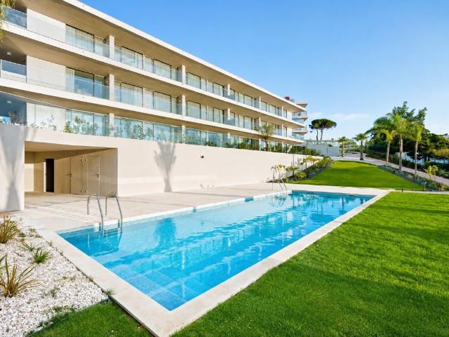 Apartamento T3 Mobilado com Terraço Carvoeiro, Algarve 134m² Lagoa e Carvoeiro