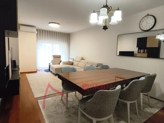 Apartamento T3 Mobilado e Equipado em Fraião