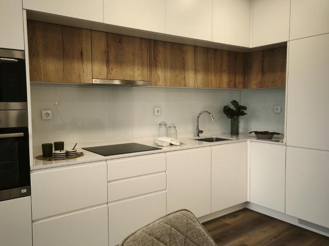 APARTAMENTO T3 Modernidade, conforto e vista para Monsanto
